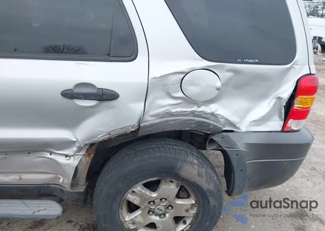 2006 Ford Escape Xlt/Xlt Sport from USA, damaged, VIN 1FMYU93116KA12716